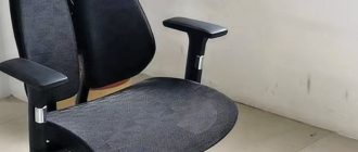 Как ортопедическое кресло помогает при сколиозе и остеохондрозе